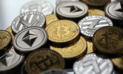 biao ti TokenIM 数据解析：让区块链资产管理更简单 /biao ti

 TokenIM, 区块链, 资产管理, 数据解析 /guanjianci

## 内容主体大纲

### 引言
- TokenIM 简介
- 数据在区块链资产管理中的重要性

### 第一部分：TokenIM 的基本功能
- TokenIM 的主要特点
- 用户界面和用户体验
- 如何注册与登录

### 第二部分：TokenIM 的数据源
- 数据采集方式
- 主要数据类型
- 数据实时更新的机制

### 第三部分：TokenIM 的数据分析功能
- 数据可视化工具
- 资产分类与管理
- 投资组合分析

### 第四部分：TokenIM 的安全性分析
- 数据加密与保护机制
- 用户隐私保障
- 安全漏洞与防御措施

### 第五部分：TokenIM 的未来发展趋势
- 区块链技术的进步
- 数据分析与人工智能的结合
- TokenIM 可能的功能扩展

### 结论
- TokenIM 对用户的价值
- 对区块链资产管理的影响

## 引言

随着区块链技术的不断发展，越来越多的人开始参与数字资产的投资与管理。在这个过程中，如何高效地管理和分析自己的区块链资产成了一个重要的问题。TokenIM，作为一款专业的区块链资产管理工具，提供了丰富的数据功能，使用户能够更方便地进行资产分析与管理。通过本篇文章，我们将深入探讨 TokenIM 中的数据解析功能，以揭示其如何帮助用户资产管理。

## 第一部分：TokenIM 的基本功能

### TokenIM 的主要特点

TokenIM 提供了全方位的功能来帮助用户管理其数字资产。首先，它支持多种加密货币的管理，用户可以在一个平台上查看不同数字资产的实时价格及其波动。此外，TokenIM 还具备强大的数据分析功能，用户可以查看每日、每周或每月的资金流动情况，进而辅助决策。

### 用户界面和用户体验

TokenIM 的用户界面设计，排版合理，使新用户也能够快速上手。真实数据通过图表、报告的形式展现，让用户可以更直观地理解他们的资产状况。

### 如何注册与登录

用户可以轻松地通过电子邮件注册自己的账户。注册后，用户需进行邮箱验证以确保账户安全。登录后，系统会引导用户进行首次配置，使得用户可以根据自身需求进行调整。

## 第二部分：TokenIM 的数据源

### 数据采集方式

TokenIM 利用多种途径获取市场数据，包括公共区块链 API、交易所 API、社交媒体情报等。这些数据整合后，为用户提供实时的市场动态。

### 主要数据类型

在 TokenIM 中，主要的数据类型包括价格数据、交易量数据、市场深度、资产波动等。用户可以根据这些数据进行更加深入的资产分析。

### 数据实时更新的机制

TokenIM 采用先进的技术手段，确保数据的实时更新。系统会定期从各个数据源拉取数据，以保证用户接收到的是最新的信息。这为用户做出及时决策提供了依据。

## 第三部分：TokenIM 的数据分析功能

### 数据可视化工具

TokenIM 提供丰富的数据可视化工具，帮助用户更好地理解复杂的数据。用户可以通过图表和仪表板查看其资产的历史趋势、当前状态等信息，方便进行横向与纵向的比较。

### 资产分类与管理

用户可以根据不同的标准对资产进行分类，比如按照类型（如 BTC、ETH 等）、风险等级或者投资策略等形式进行分组，这帮助用户明确自己的投资方向。

### 投资组合分析

TokenIM 提供全方位的投资组合分析功能，用户可以查看不同资产的表现以及它们在整体投资组合中的占比，从而做出更科学的投资决策。

## 第四部分：TokenIM 的安全性分析

### 数据加密与保护机制

TokenIM 采用了行业标准的数据加密措施，以确保用户数据的安全性。所有传输的数据均经过加密处理，以防止敏感信息泄露。

### 用户隐私保障

TokenIM 采取了多重身份验证机制，确保用户账户仅由用户本人访问，进一步保障用户的隐私安全。此外，TokenIM 严格遵守用户隐私政策，不会将用户数据共享给第三方。

### 安全漏洞与防御措施

在区块链行业，安全性始终是一个关注的焦点。TokenIM 定期进行系统安全审核，对可能存在的安全漏洞进行监测和修复，提升系统的防御能力。

## 第五部分：TokenIM 的未来发展趋势

### 区块链技术的进步

随着区块链技术的不断发展，TokenIM 也将不断其功能。新的技术如智能合约、跨链技术等的应用，将为用户带来更便利的操作体验。

### 数据分析与人工智能的结合

未来，TokenIM 将结合人工智能技术，提供更加个性化的数据分析服务。通过机器学习算法，TokenIM 可以为用户提供更精准的投资建议，帮助用户科学决策。

### TokenIM 可能的功能扩展

在未来的发展中，TokenIM 可能会添加更多的新功能，如社交投资功能、交易策略建议等，丰富用户的使用体验。

## 结论

TokenIM 的数据解析功能使得区块链资产管理变得更加简单与高效。通过对数据的实时分析和可视化呈现，用户能够更好地把握自己的投资动态。随着技术的进步，TokenIM 将持续为用户提供更优质的服务，为区块链资产管理开辟更为广阔的前景。

## 相关问题

### 1. TokenIM 有哪些主要功能？

TokenIM 集成了多种功能以满足用户不同的需求。它包括资产管理、数据统计、市场分析等，还支持多种加密货币的监控与管理，极大地提高了用户的资产管理效率。

### 2. 如何确保 TokenIM 的数据安全？

在网络安全日益重要的今天，TokenIM 采取了数据加密、用户身份验证等多重安全措施，保证用户数据的安全以及隐私的保护。

### 3. TokenIM 如何实现数据实时更新？

TokenIM 通过与多个数据源实时连接，获取最新的市场数据，并快速更新到用户面前，确保用户能够及时获得市场动态及自身资产状况。

### 4. 如何使用 TokenIM 进行投资组合分析？

用户可以在 TokenIM 中添加自己的资产，并利用内置的分析工具查看各项资产的表现和整体投资组合的风险收益比，从而做出科学决策。

### 5. TokenIM 的用户界面易用性如何？

TokenIM 的用户界面经过精心设计，操作简单，即使是初次使用的用户也能快速上手，轻松进行资产管理。

### 6. TokenIM 支持哪些加密货币？

TokenIM 支持多种主流加密货币，包括比特币、以太坊、Ripple、Litecoin 等，用户可以方便地管理和监控这些资产。

### 7. 如何注册 TokenIM？

用户只需访问 TokenIM 官方网站，填写必要的用户信息，并进行邮箱验证，即可快速完成注册的过程，开始他们的资产管理之旅。 

以上是关于 TokenIM 数据解析的详细介绍及其相关问题的回答。希望对您有所帮助！